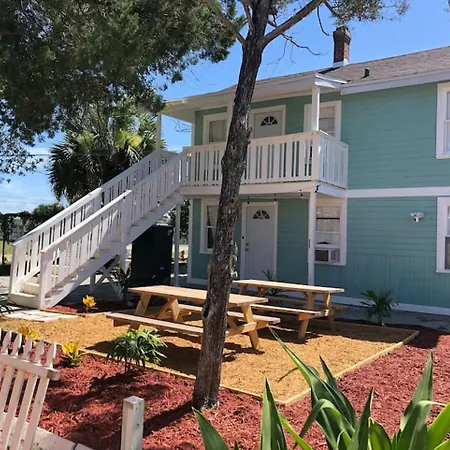 Pets Ok! Steps To Ocean Center Walk To Beach!